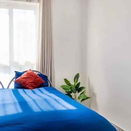 Appartement Bright Minutes From The Sea Gzira